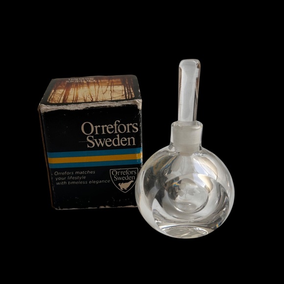 Vintage Orrefors Sweden Etched Crystal Perfume New in Original Boz - Picture 3 of 5